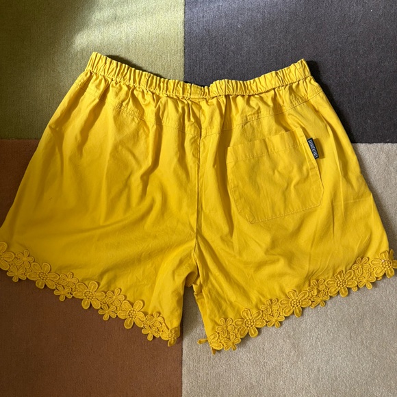 SAVAGE X FENTY Canary Yellow PJ Set size S - Picture 9 of 14